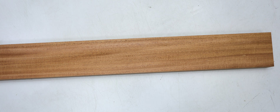 Fijian Mahogany Neck Blank 31 * 84 * 900 mm - Stock# 6-7653