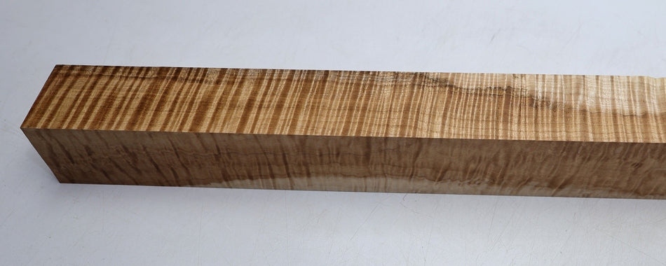 Red Maple Flame Spindle 66 * 66 * 590.mm - Stock# 6-8250